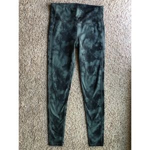 Athleta Tie Dye Chat Tights